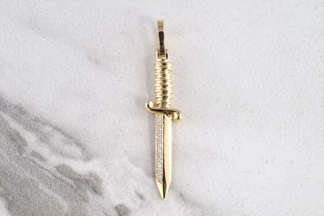 Issa Dagger Pendant