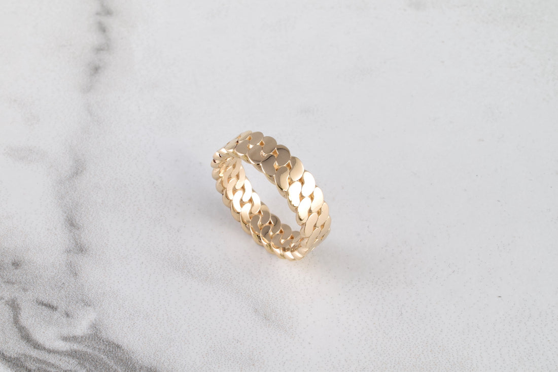 Tight Link Cuban Ring