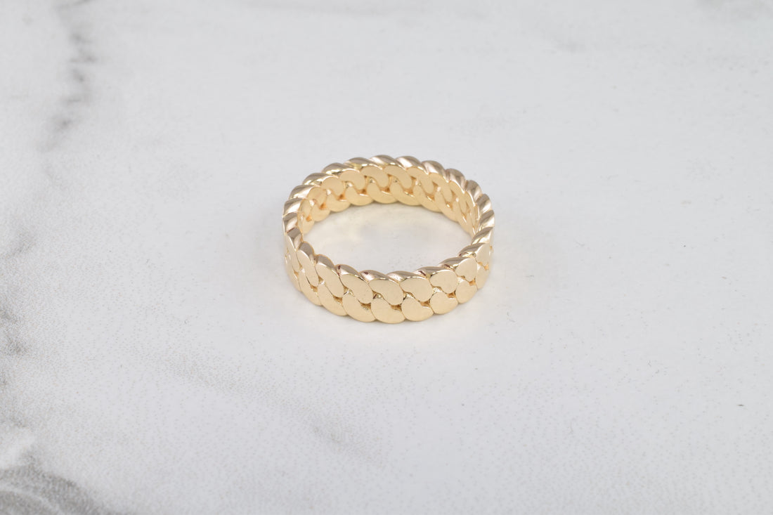Tight Link Cuban Ring