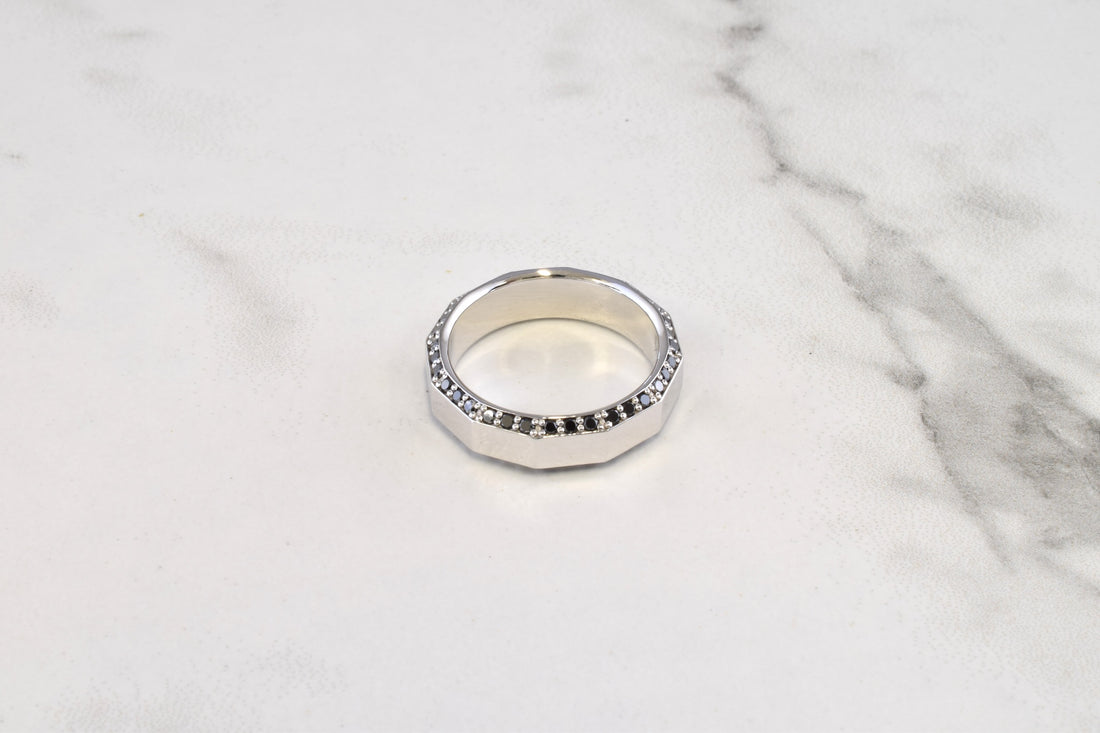 LUX Ring Black Diamond Ring